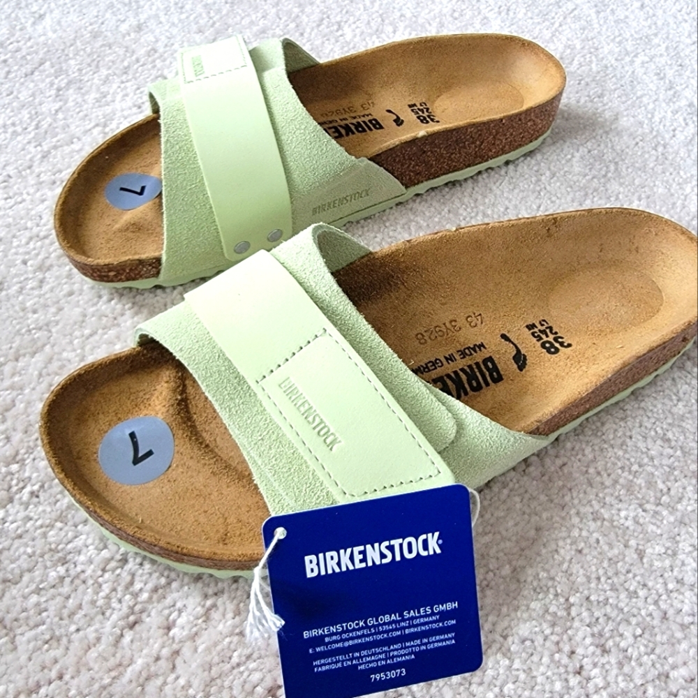 NWT! Birkenstock Oita suede and soft leather 7